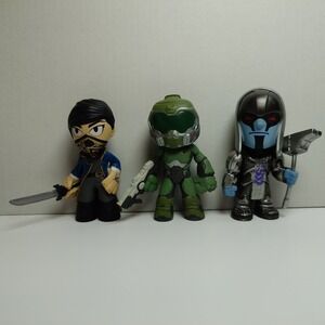 Lot of 3 Bethesda Vinyl Figures Doom Slayer Corvo 4" Game Collectibles Arkane St